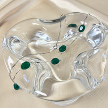 Load image into Gallery viewer, Vintage Silver-Tone & Green Stone Necklace