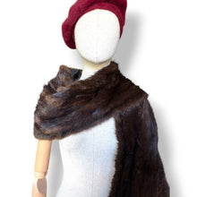 Load image into Gallery viewer, Vintage Mahogany Mink Fur Stole
