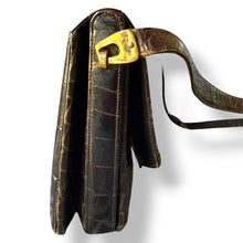 Load image into Gallery viewer, Vintage Modelli Royal Crocodile Crossbody Bag