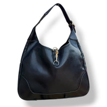 Load image into Gallery viewer, Vintage Hermès Trim 31 Box Calf Shoulder Bag in Noir