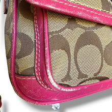 Load image into Gallery viewer, Vintage Coach Signature Pink Leather Crossbody
