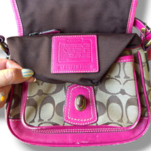 Load image into Gallery viewer, Vintage Coach Signature Pink Leather Crossbody
