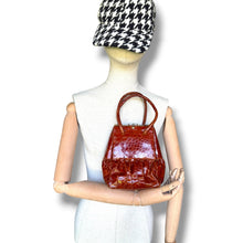 Load image into Gallery viewer, Vintage La Moderna Crocodile Handbag – Made in Uruguay