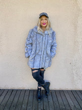 Load image into Gallery viewer, Beautiful Light Gray Vintage Faux Fur Coat