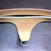 Load image into Gallery viewer, Vintage Louis Vuitton Monogram Ellipse Handbag