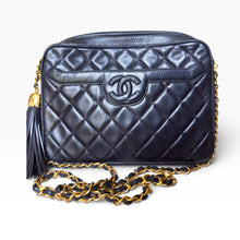 Load image into Gallery viewer, Vintage Chanel Black Quilted Lambskin Camera Bag – Circa 1986–1988