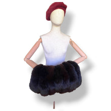 Load image into Gallery viewer, Vintage Mahogany Fox Fur Muff
