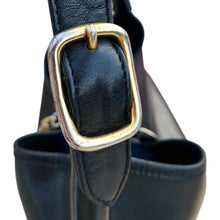 Load image into Gallery viewer, Vintage Hermès Trim 31 Box Calf Shoulder Bag in Noir