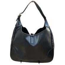 Load image into Gallery viewer, Vintage Hermès Trim 31 Box Calf Shoulder Bag in Noir