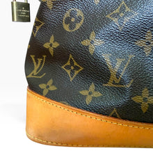 Load image into Gallery viewer, Louis Vuitton Monogram Lockit Horizontal