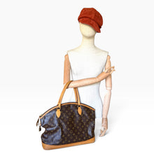 Load image into Gallery viewer, Louis Vuitton Monogram Lockit Horizontal