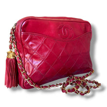 Load image into Gallery viewer, Vintage Chanel Red Quilted Leather Camera Bag – Circa 1986–1988