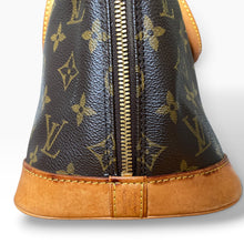 Load image into Gallery viewer, Vintage Louis Vuitton Monogram Alma PM
