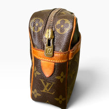 Load image into Gallery viewer, Vintage 1986 Louis Vuitton Compiegne 23 Monogram Clutch