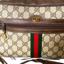 Load image into Gallery viewer, Vintage Gucci GG Supreme Monogram Crossbody Bag
