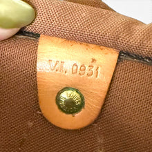 Load image into Gallery viewer, Vintage Louis Vuitton Monogram Speedy 30 – 1991
