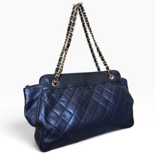 Load image into Gallery viewer, Vintage Chanel Quilted Leather Chain Shoulder Bag – Black