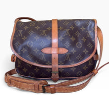 Load image into Gallery viewer, Vintage Louis Vuitton Saumur 30 Monogram Crossbody Bag