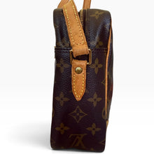 Load image into Gallery viewer, Vintage Louis Vuitton Trocadéro 30 Monogram Crossbody Bag