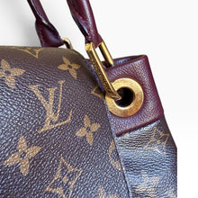 Load image into Gallery viewer, A Louis Vuitton Monogram Olympe Bag in Aurore