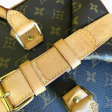 Load image into Gallery viewer, Preloved Louis Vuitton Monogram Cruiser 40