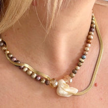 Load image into Gallery viewer, Baroque Pearl & Peacock Freshwater Necklace
