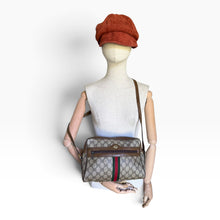 Load image into Gallery viewer, Vintage 1980s Gucci GG Monogram Crossbody Bag