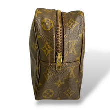 Load image into Gallery viewer, Louis Vuitton Monogram Toiletry Pouch 28, Made in France