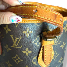 Load image into Gallery viewer, Louis Vuitton Monogram Petit Bucket PM with Original Pochette