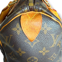 Load image into Gallery viewer, Vintage Louis Vuitton Monogram Speedy 25