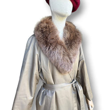 Load image into Gallery viewer, Kanebo Silk Pure Silk Coat with Fur Collar