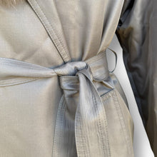 Load image into Gallery viewer, Kanebo Silk Pure Silk Coat with Fur Collar