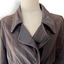 Load image into Gallery viewer, Vintage Chocolate Brown Leather Coat