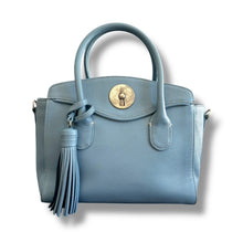 Load image into Gallery viewer, Madame Hiroko Powder Blue Leather Tote