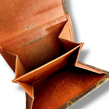 Load image into Gallery viewer, Vintage Louis Vuitton Monogram Trifold Wallet, France 1987