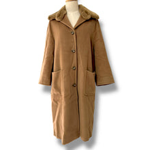 Load image into Gallery viewer, Max Mara Camel Wool Coat with Nutria Fur Collar