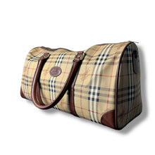 Load image into Gallery viewer, Vintage Burberry Nova Check Travel Bag – Made in England