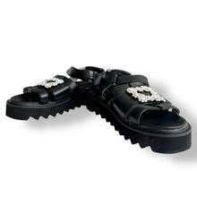 Load image into Gallery viewer, Oriental Traffic Black Platform Sandals with Pearl Buckles