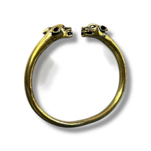 Load image into Gallery viewer, Vintage Brass Twin-Head Bangle – 7cm Diameter