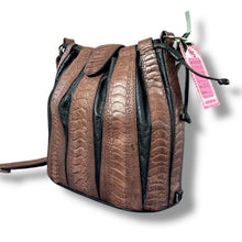 Load image into Gallery viewer, Vintage Ostrich Leg & Leather Shoulder Bag