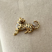Load image into Gallery viewer, Vintage Attwood & Sawyer 22kt Gold-Plated Leopard Brooch