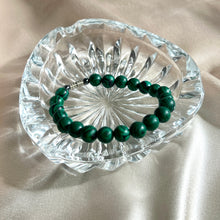 Load image into Gallery viewer, Vintage Genuine Malachite Bead Bracelet