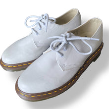 Load image into Gallery viewer, Pale Blue Doc Marten Brogues 4/37