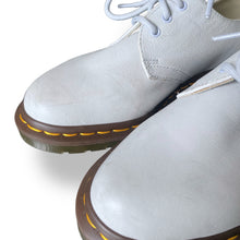 Load image into Gallery viewer, Pale Blue Doc Marten Brogues 4/37