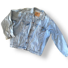 Load image into Gallery viewer, Vintage Wrangler Dnim Jacket