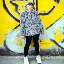 Load image into Gallery viewer, Gorgeous Vintage Leopard Print Faux Fur Coat