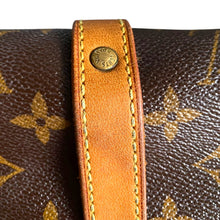 Load image into Gallery viewer, Vintage Louis Vuitton Saumur 30 – Monogram Canvas