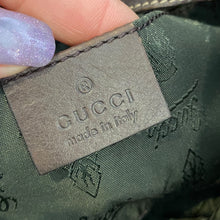 Load image into Gallery viewer, Adorable Vintage Gucci Hysteria Clutch