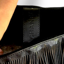 Load image into Gallery viewer, Chanel Beach Print Chocolate Bar Tote – 5-Series, 1997–1999