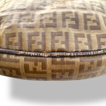 Load image into Gallery viewer, Adorable Vintage Fendi Cross Body Bag